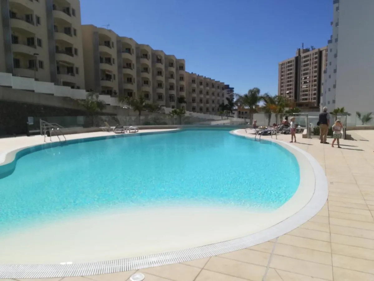 Apartment Cs Apartmentos, Large Terrace, Wifi! Playa Paraiso